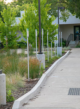 Walkway between buildings, UCD NAOB, Sacramento
